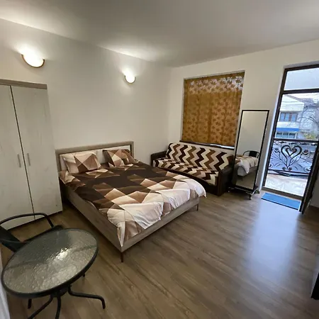 Regim Parc Апартамент